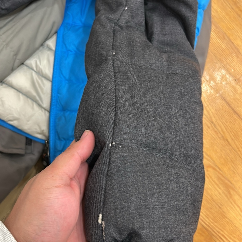 Moncler grey wool Puffer Jacket - Picture 6 of 9